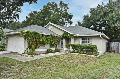 1055 Pineview Court Apopka FL 32712
