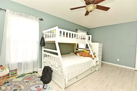 1055 Pineview Court Apopka FL 32712
