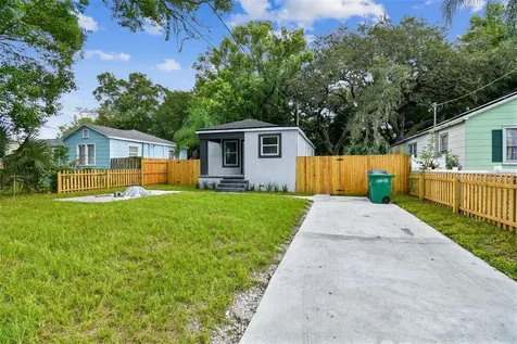 908 E Cayuga Street Tampa FL 33603