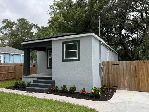 908 E Cayuga Street Tampa FL 33603