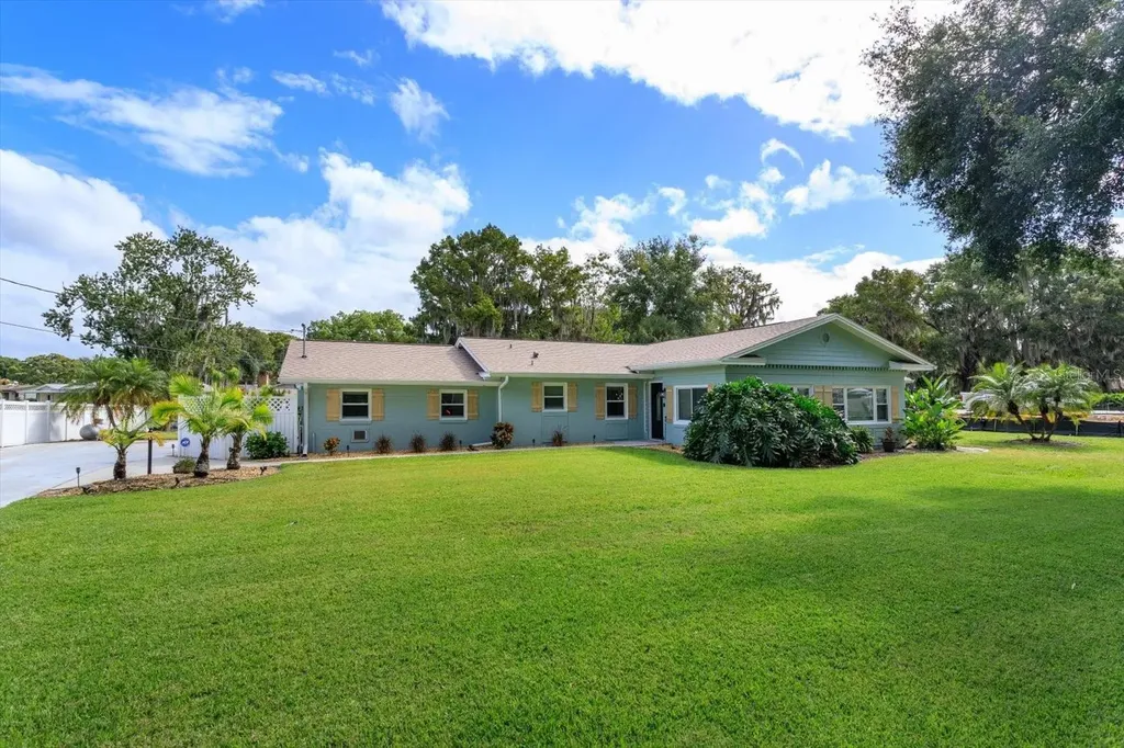 217 Temple Circle Eustis FL 32726