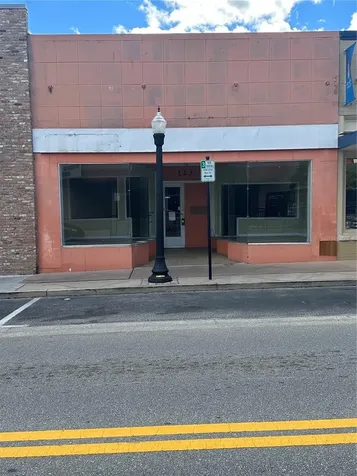 123 W Main Street Leesburg FL 34748