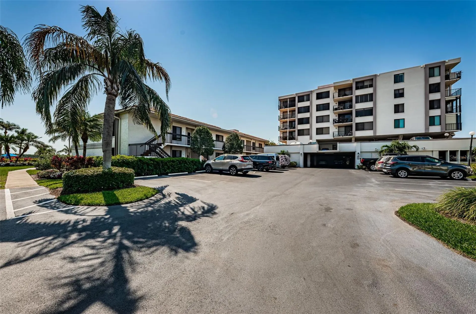6295 Bahia Del Mar Circle St Petersburg FL 33715