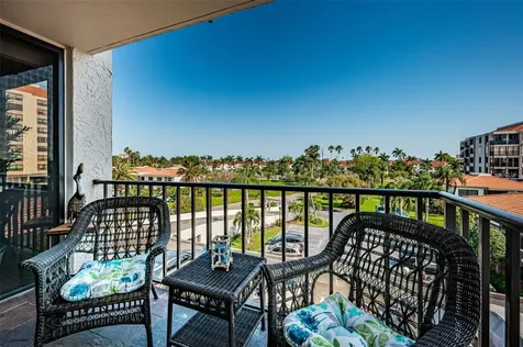 6295 Bahia Del Mar Circle St Petersburg FL 33715