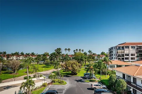 6295 Bahia Del Mar Circle St Petersburg FL 33715