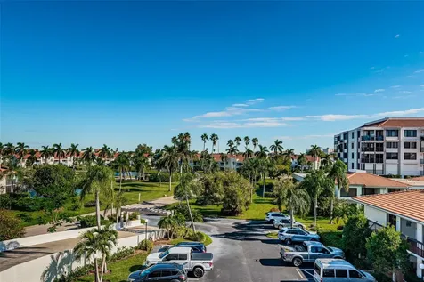 6295 Bahia Del Mar Circle St Petersburg FL 33715