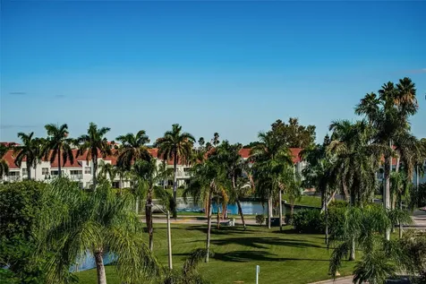 6295 Bahia Del Mar Circle St Petersburg FL 33715