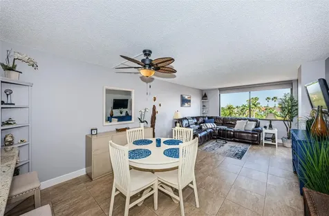 6295 Bahia Del Mar Circle St Petersburg FL 33715