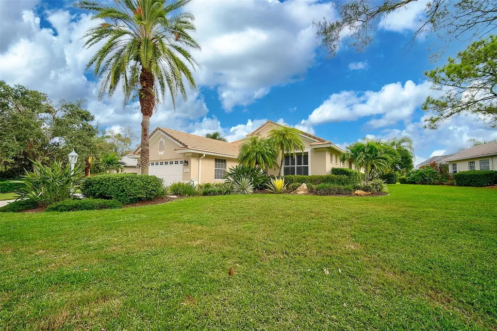7168 Victoria Circle University Park FL 34201
