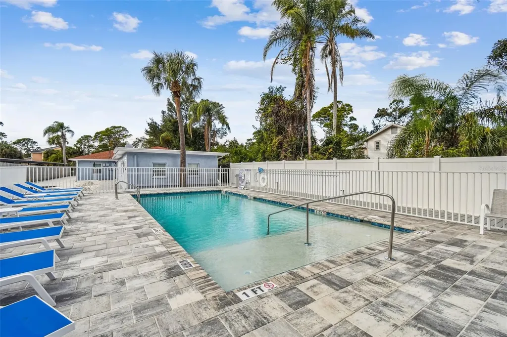 1523 Bayshore Boulevard Dunedin FL 34698