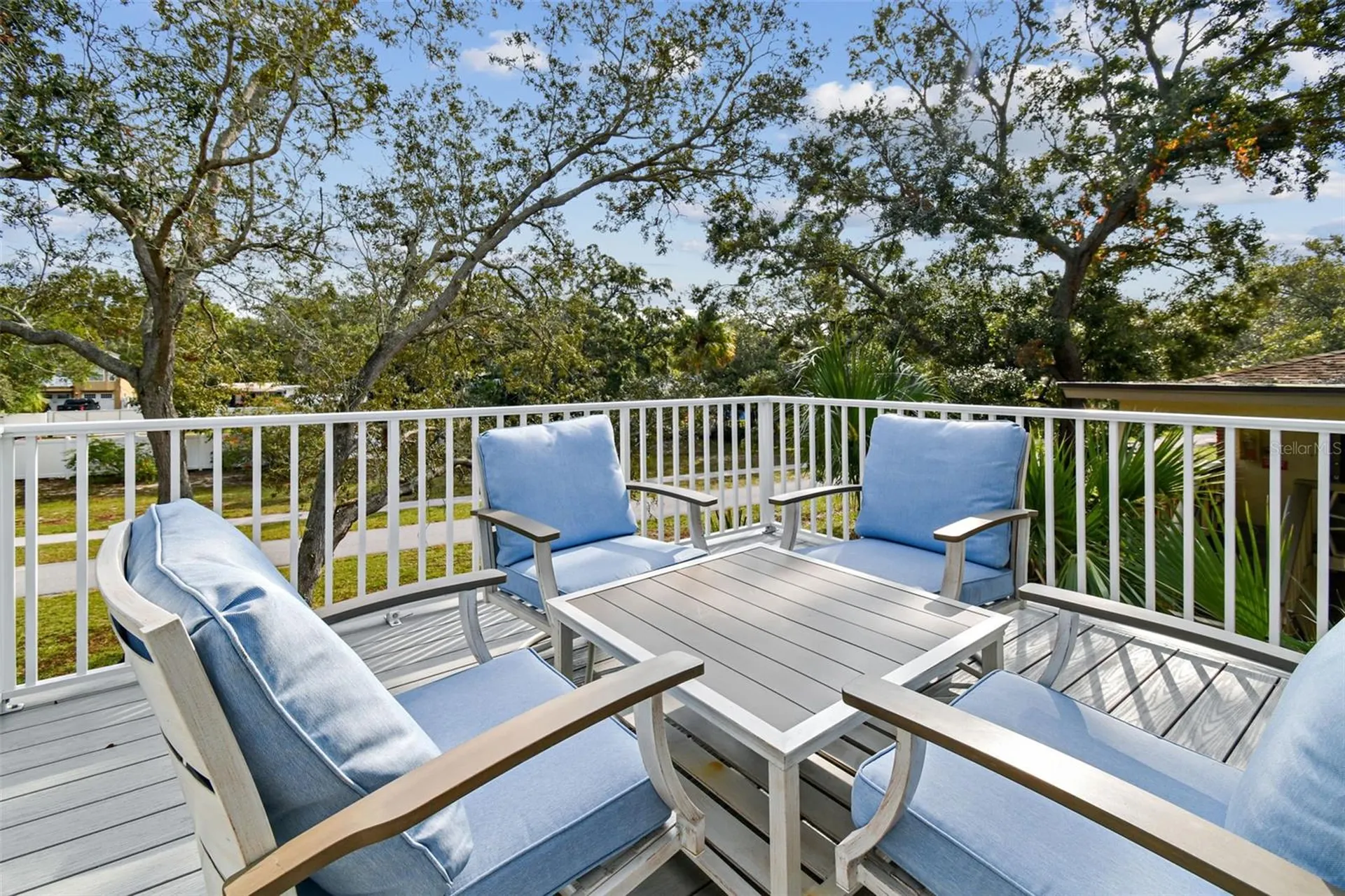 1523 Bayshore Boulevard Dunedin FL 34698