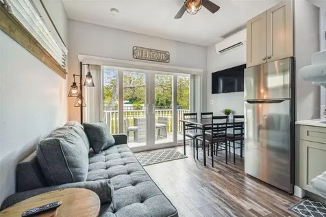 1523 Bayshore Boulevard Dunedin FL 34698