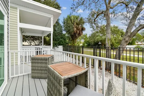 1523 Bayshore Boulevard Dunedin FL 34698