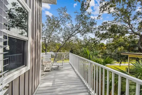 1523 Bayshore Boulevard Dunedin FL 34698