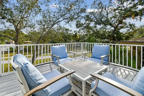 1523 Bayshore Boulevard Dunedin FL 34698