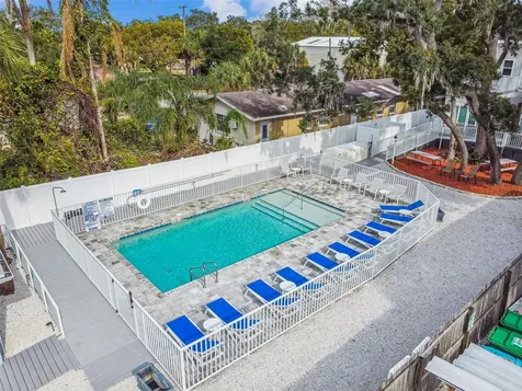 1523 Bayshore Boulevard Dunedin FL 34698