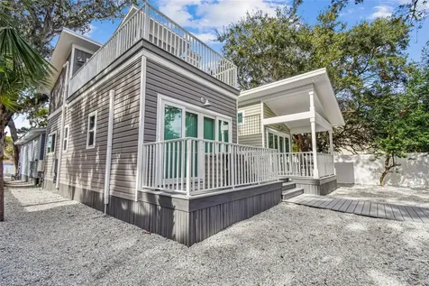 1523 Bayshore Boulevard Dunedin FL 34698