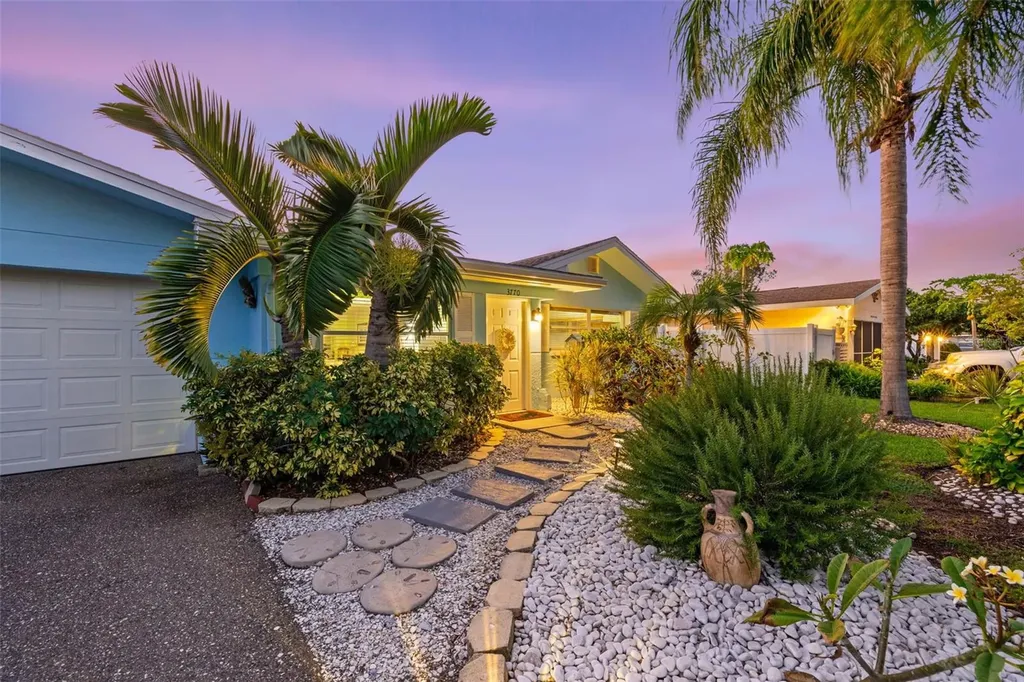 3770 10th Street NE St Petersburg FL 33704