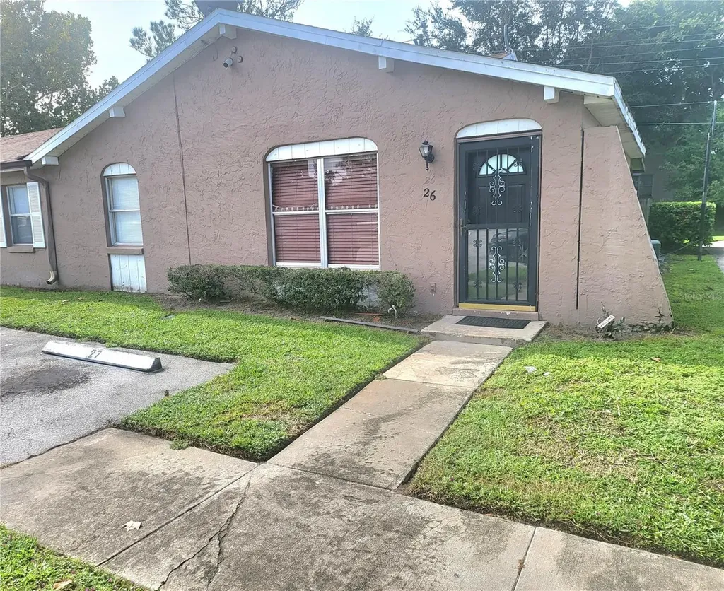 26 Las Palmas Way Kissimmee FL 34743