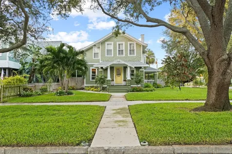 105 19th Avenue S St Petersburg FL 33705