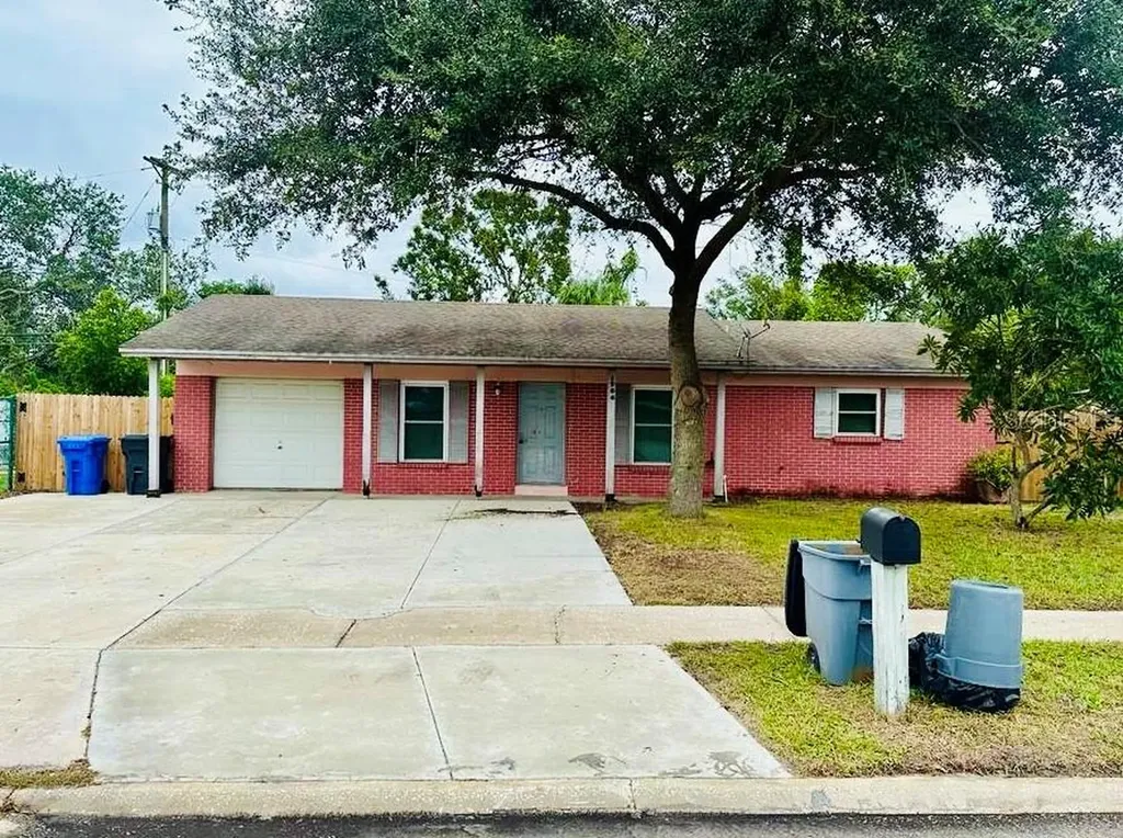 1704 Deauville Drive Tampa FL 33619