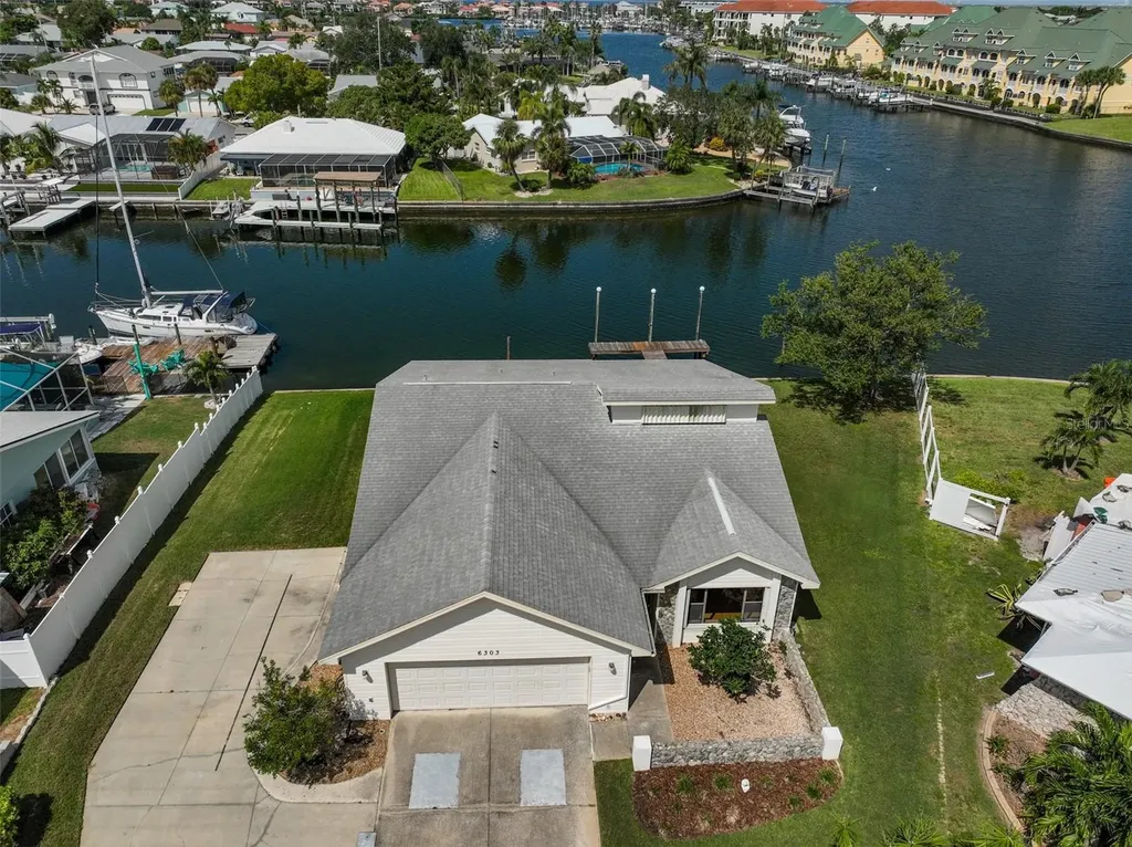 6303 Lake Sunrise Drive Apollo Beach FL 33572
