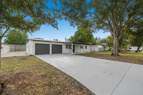 7595 17th Way N St Petersburg FL 33702