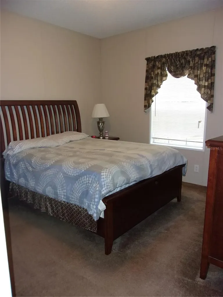8518 NE 154th Avenue Silver Springs FL 34488
