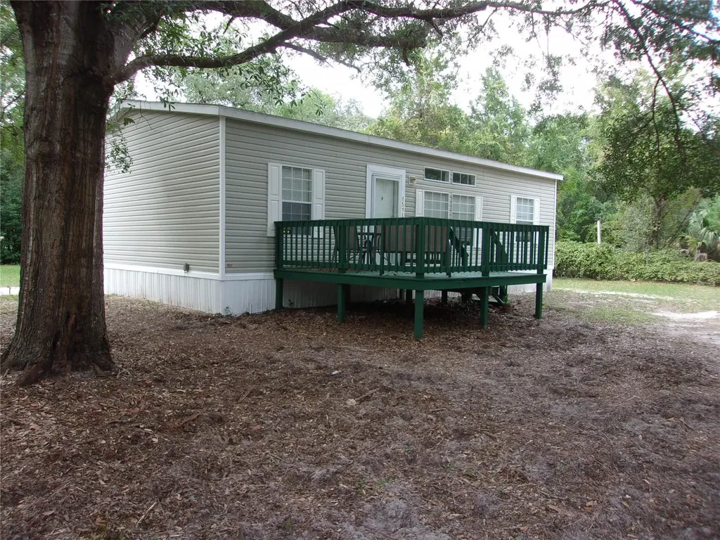 8518 NE 154th Avenue Silver Springs FL 34488