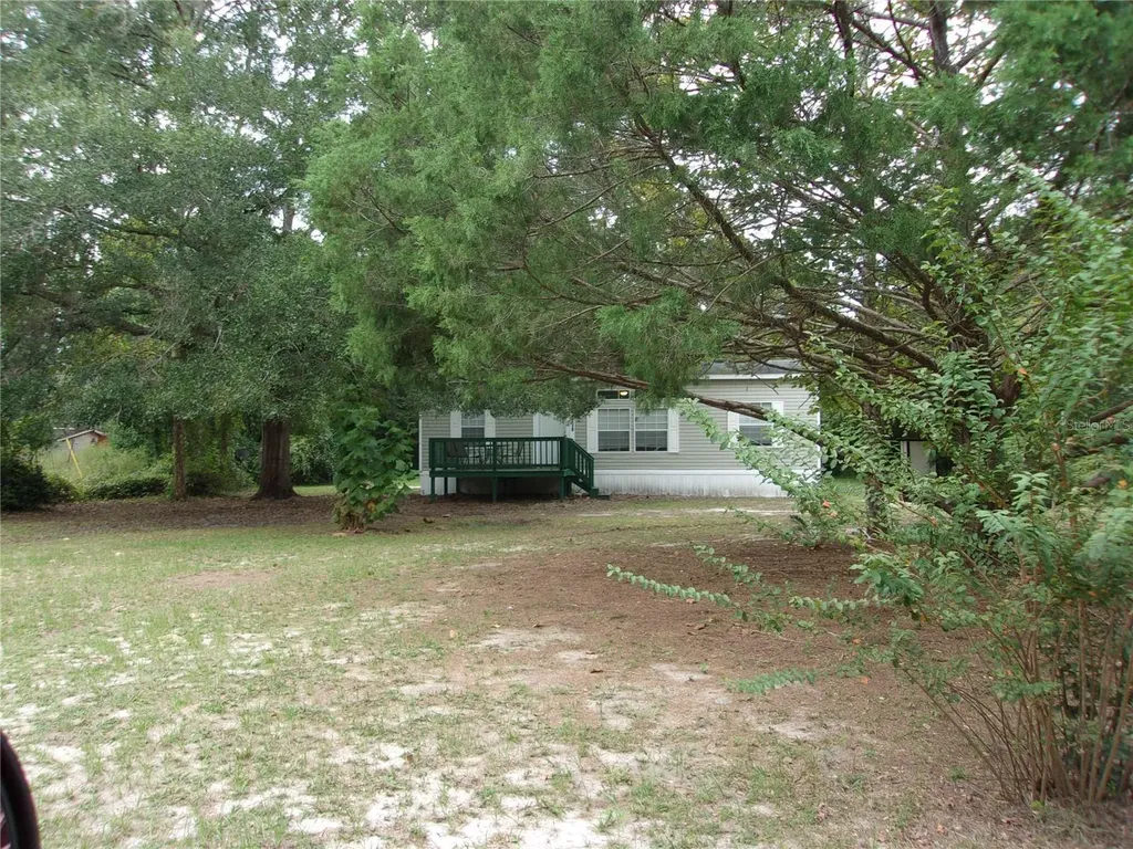 8518 NE 154th Avenue Silver Springs FL 34488