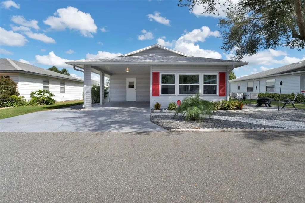 4910 Colonnades Circle W Lakeland FL 33811