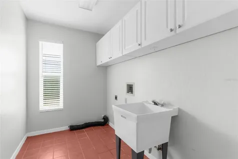 9013 Quail Creek Drive Tampa FL 33647