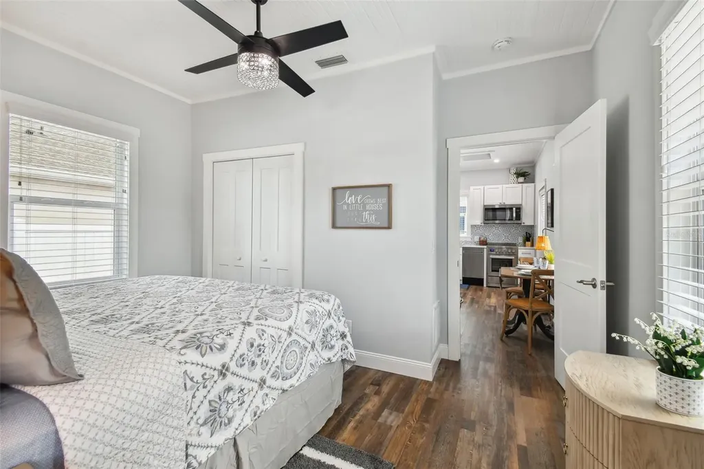 602 1/2 Skinner Boulevard Dunedin FL 34698