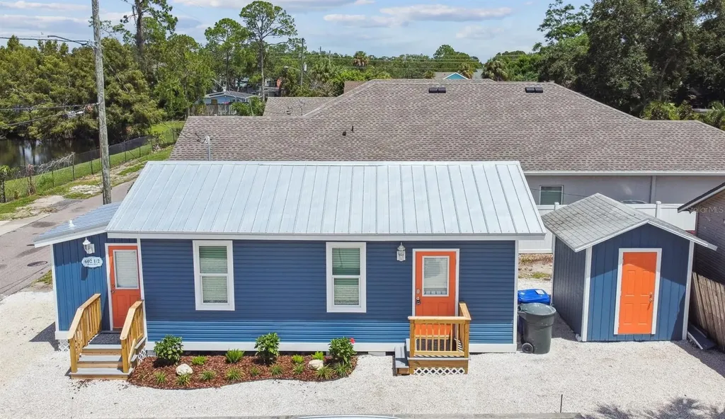 602 1/2 Skinner Boulevard Dunedin FL 34698