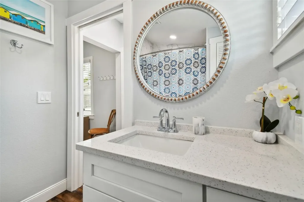 602 1/2 Skinner Boulevard Dunedin FL 34698