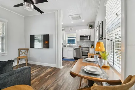 602 1/2 Skinner Boulevard Dunedin FL 34698