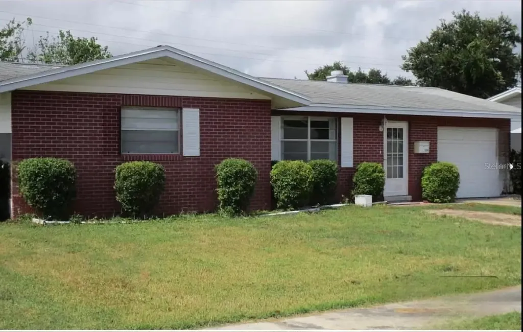 1356 Beacon Drive Daytona Beach FL 32117