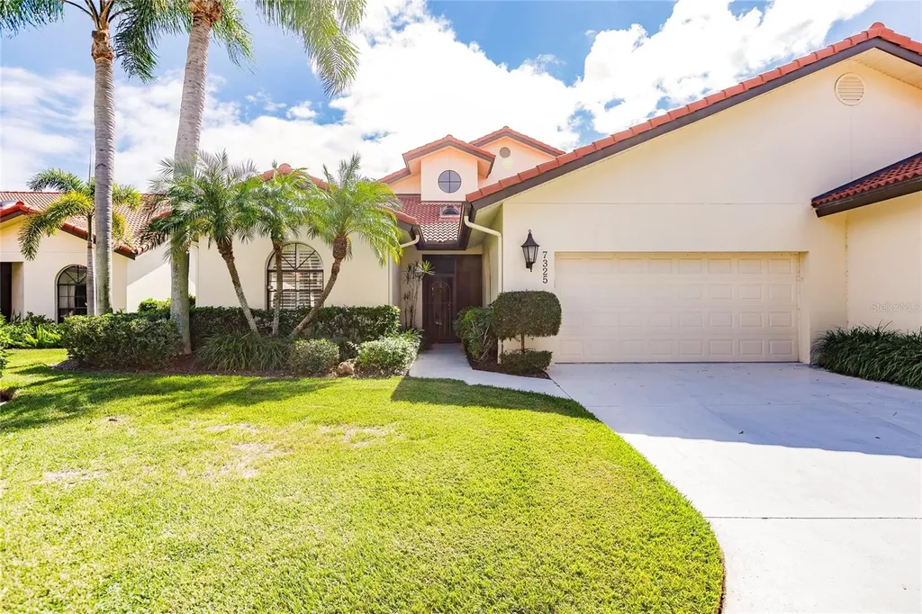 7325 Villa D Este Drive Sarasota FL 34238