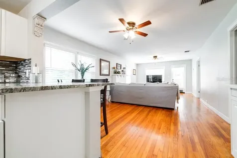 908 W Mclendon Street Plant City FL 33563