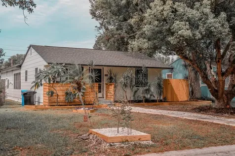 3244 Xenia Street N St Petersburg FL 33713