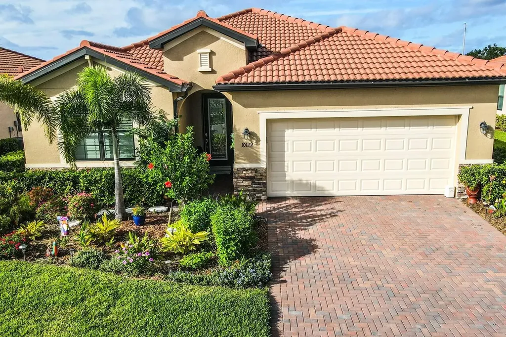 10129 Colubrina Drive Venice FL 34293