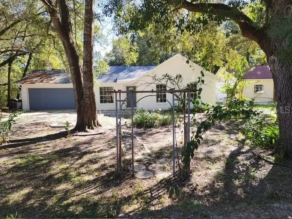 4234 Illicium Lane Lady Lake FL 32159
