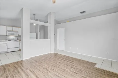 4749 Muir Village Orlando FL 32808
