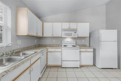 4749 Muir Village Orlando FL 32808