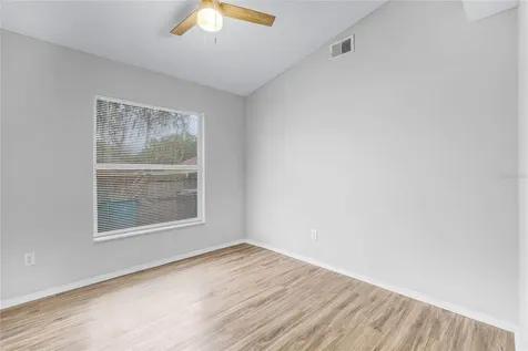 4749 Muir Village Orlando FL 32808