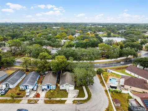 4749 Muir Village Orlando FL 32808