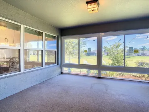 10247 Julia Isles Avenue Oxford FL 34484