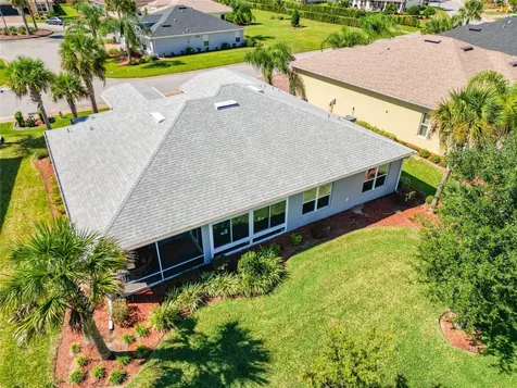 10247 Julia Isles Avenue Oxford FL 34484