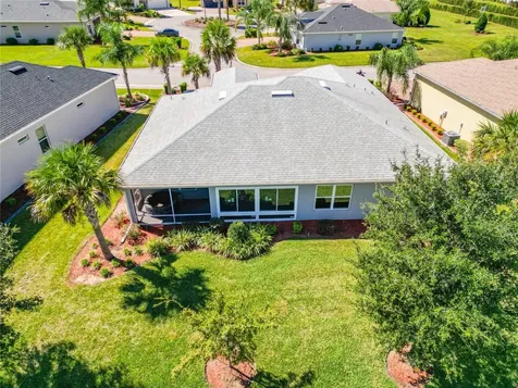 10247 Julia Isles Avenue Oxford FL 34484