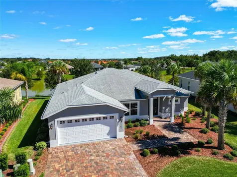 10247 Julia Isles Avenue Oxford FL 34484